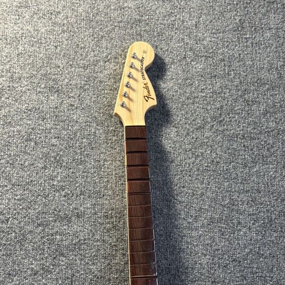 Nintendo Wii Rock Band Wireless Fender Harmonix Stratocaster Guitar Strap 98561 - Picture 2 of 5